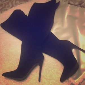 SUEDE OVER THE KNEE BOOTS🖤🖤🖤🖤🖤🖤